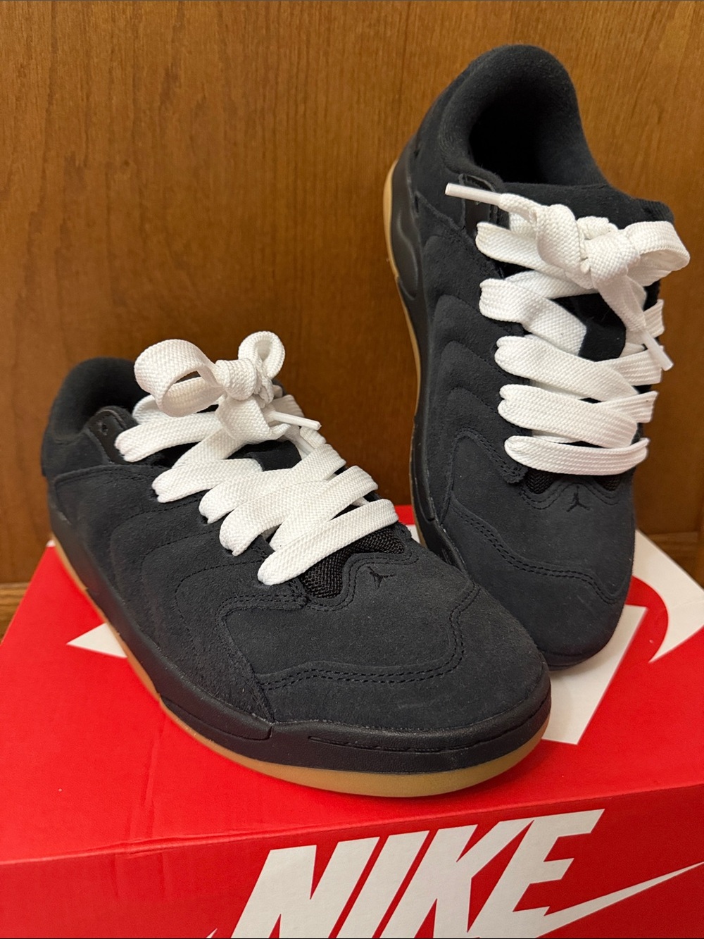 Nike Jordan Session "Black Gum" size 9 Men’s NEW never used